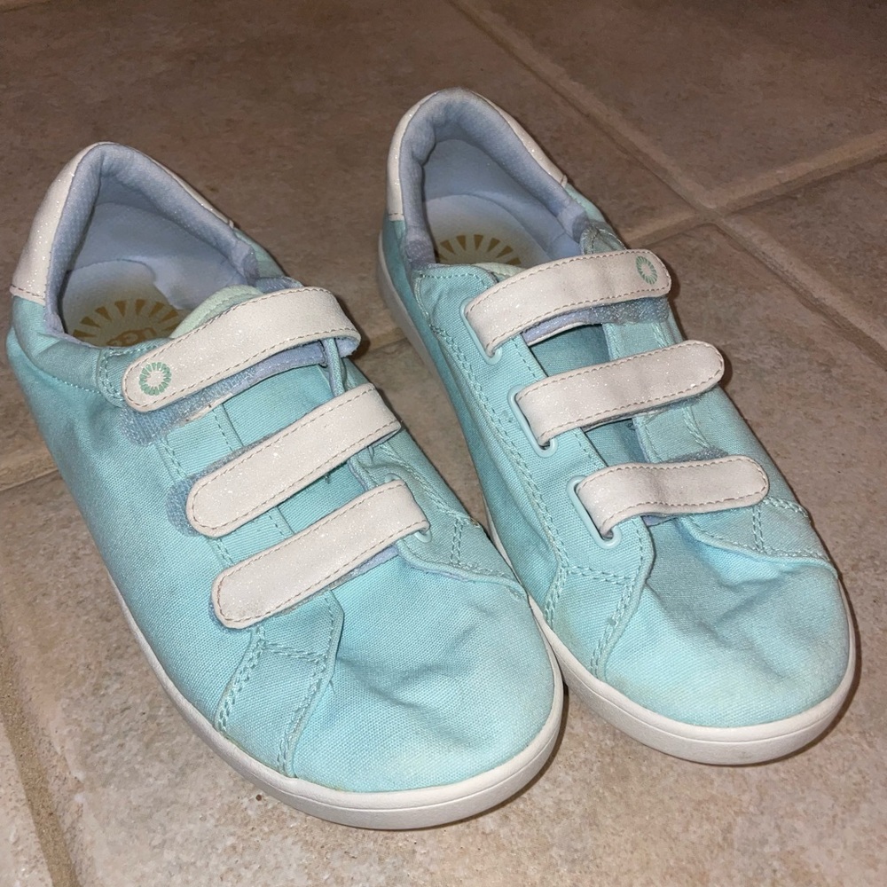 Ugg tennis shoes canvas glitter aqua velcro
